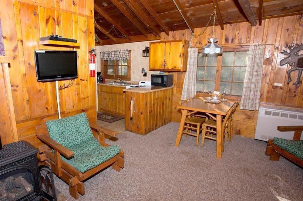 Timber Bay Lodge & Houseboats Babbitt Exterior photo