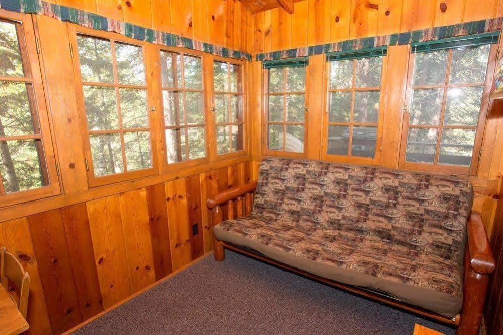 Timber Bay Lodge & Houseboats Babbitt Exterior photo